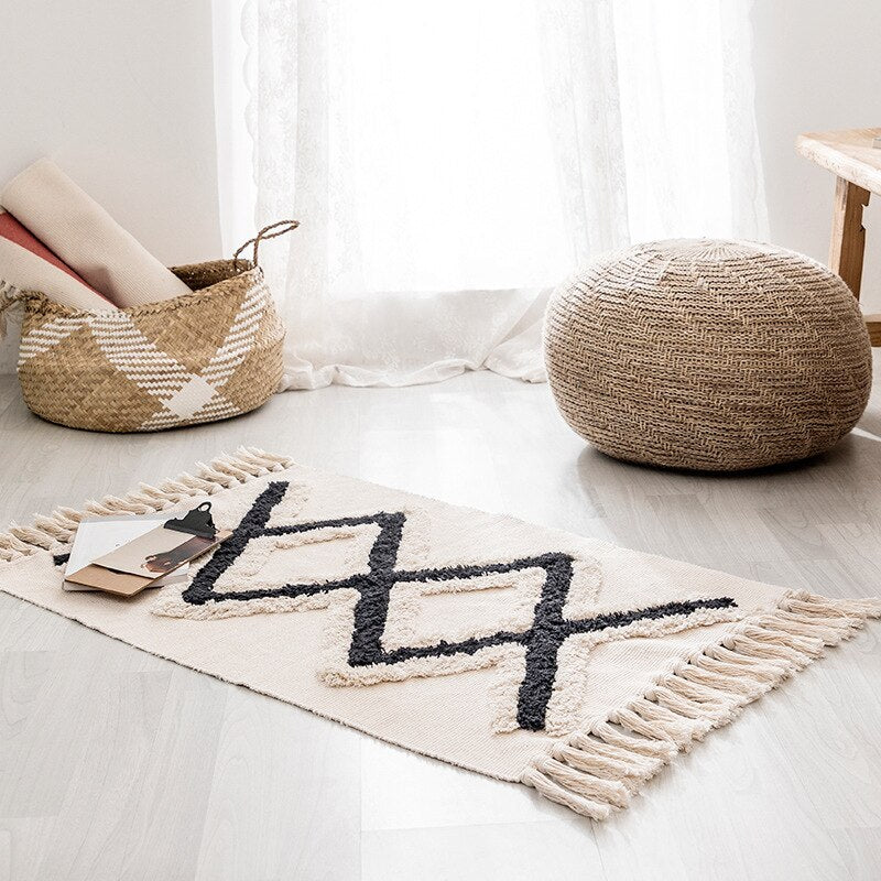 Retro Bohemian Hand Woven Cotton Linen  Tassel Carpet Rug Bedside Rug Geometric Floor Mat Living Room Bedroom Carpet Home Decor